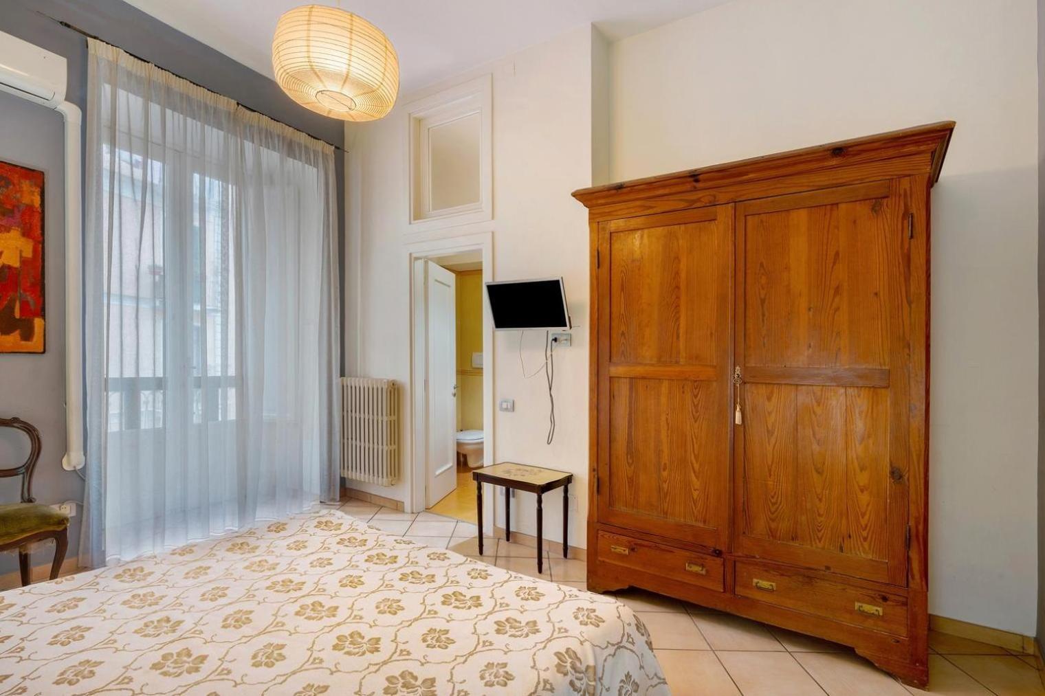 B&B Verdi Salerno Buitenkant foto
